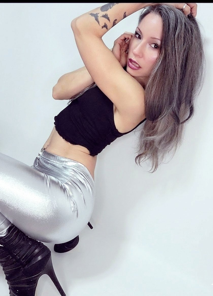 DannieD 🇨🇦 Official Page🍁 tweet media