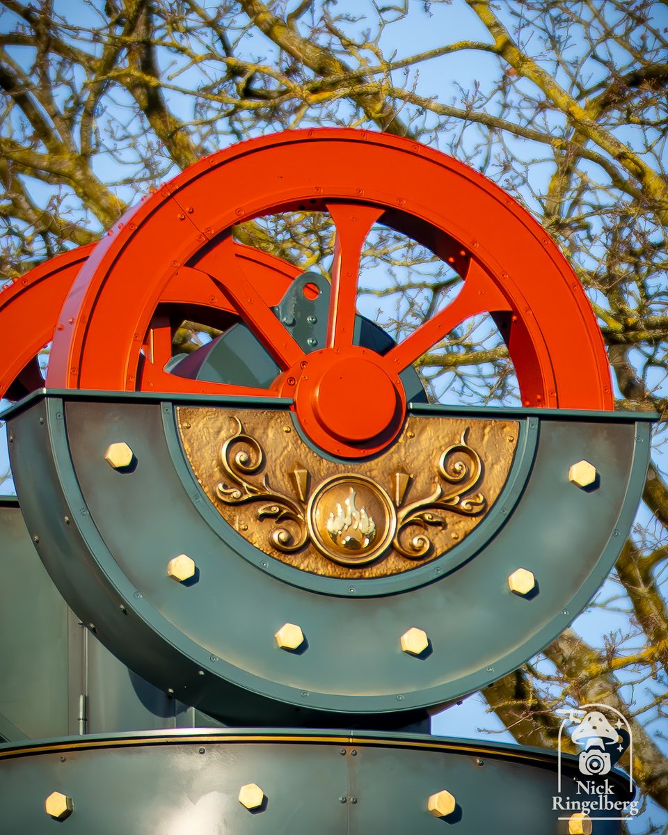 RingelbergNick's tweet photo. Bouwupdate bij de Droptorens hooghmoed. Er zit iemand in de schoorsteen!! π±β€οΈ
#efteling #hooghmoed #themeparks #bouwupdate #brabant
π Efteling https://t.co/0RErm6bVwW