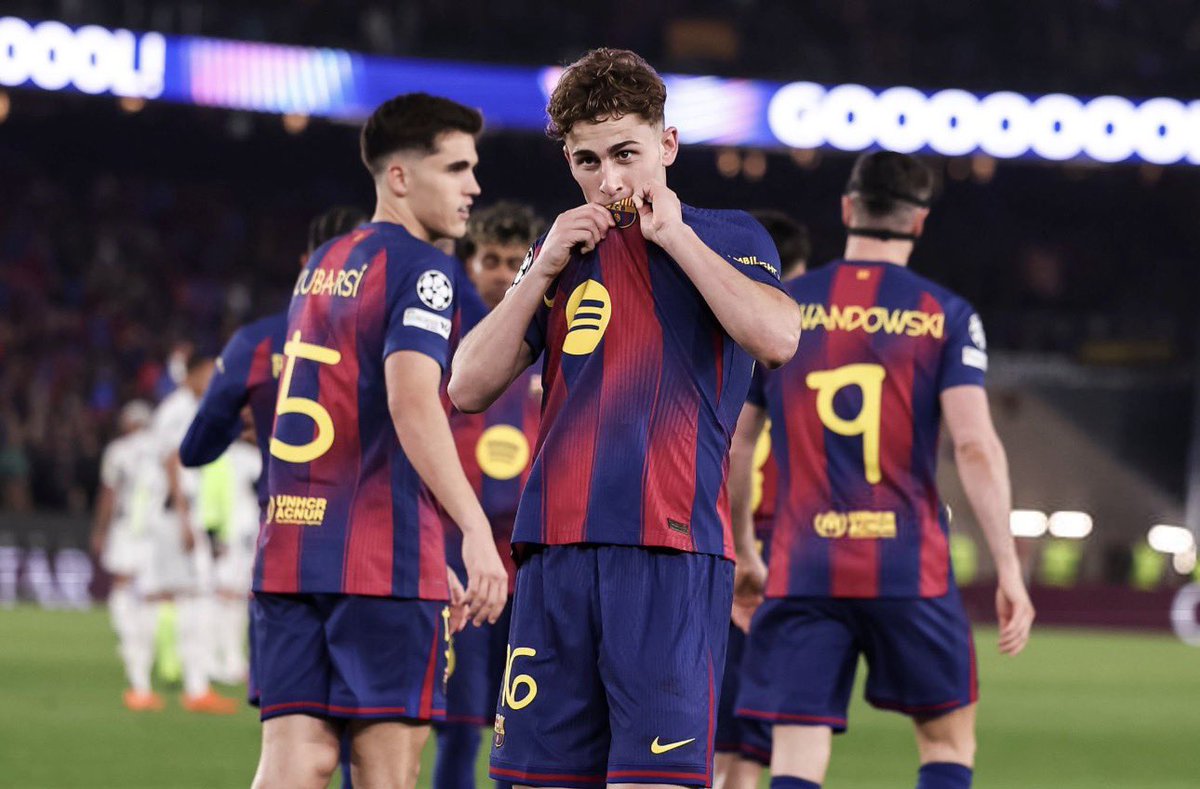 NewFut_23's tweet photo. Fermín López siempre en tu barco comandante el MEJOR mediapunta del mundo y sin duda un hombre que lo deja todo por el escudo hacen falta muchos más como el https://t.co/Povqu3uXvT