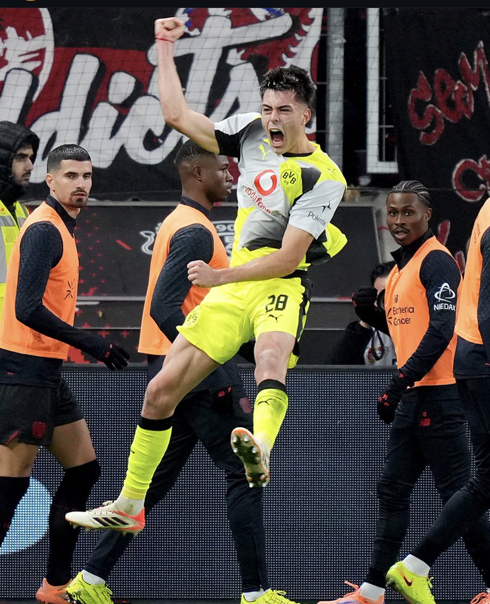 SHAYEE 𒀭 tweet media