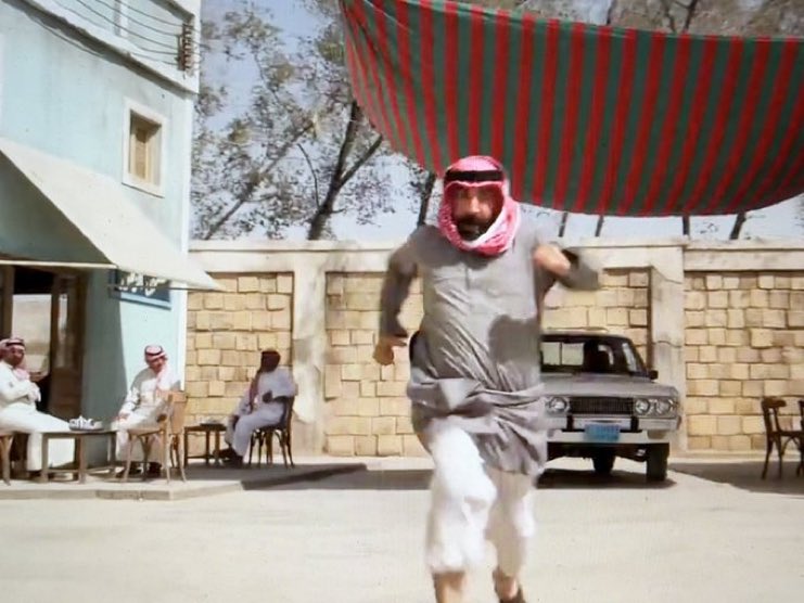 vviielo's tweet photo. والله ياضحكت ضحك هنا تكفين عمو جهنم لايفطس الموسم الثالث ولا مين بيوسع صدورنا بشارع المجانين ذا https://t.co/L6rkUYav66
