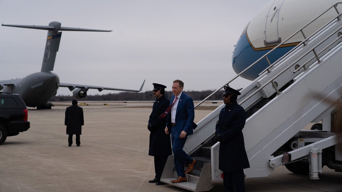 Lee Zeldin tweet media