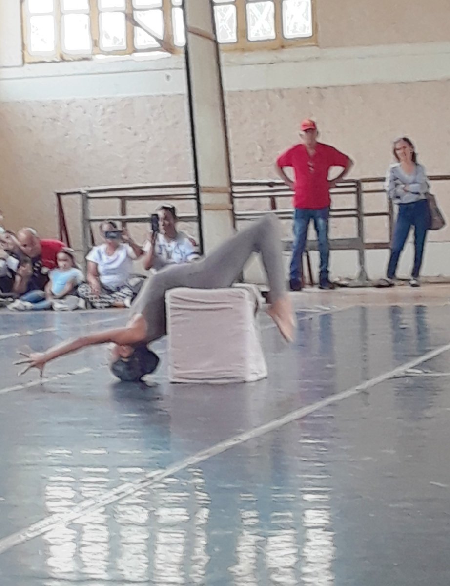 Prepararse para un concurso exige constancia, organización y trabajo en equipo. Para Daniela y Alejandra todo nuestras Felicitaciones por su magistral presentación en el Concurso Coreográfico y de Interpretación Fernando Alonso <a href="/CNEArtCuba/">Centro Nacional de Escuelas de Arte_CNEArt Cuba</a> <a href="/PortalPrincipe/">Dirección Provincial de Cultura en Camagüey</a> <a href="/GobCamaguey/">Gobierno de Camagüey</a>