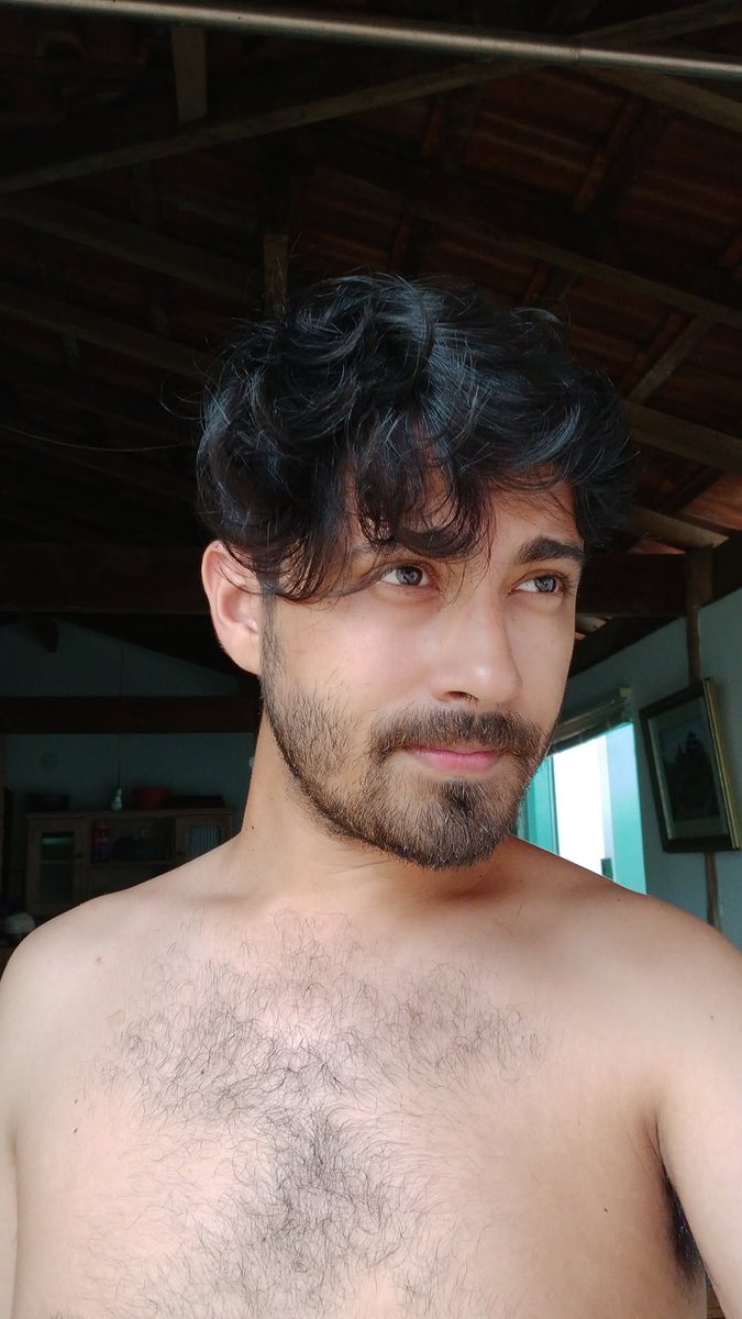 Avery 🐼 tweet media