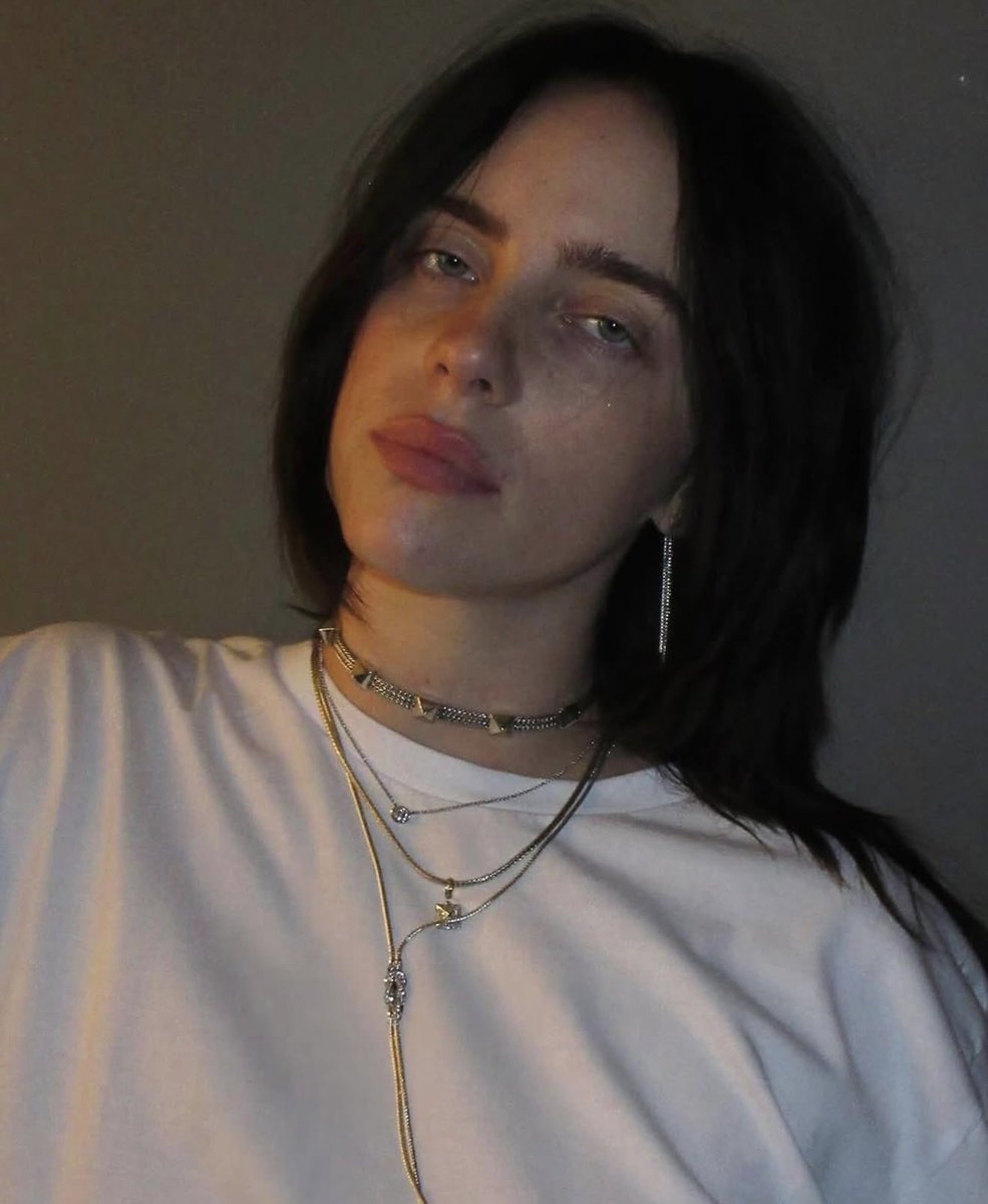 ev ✩ ♱ tweet media