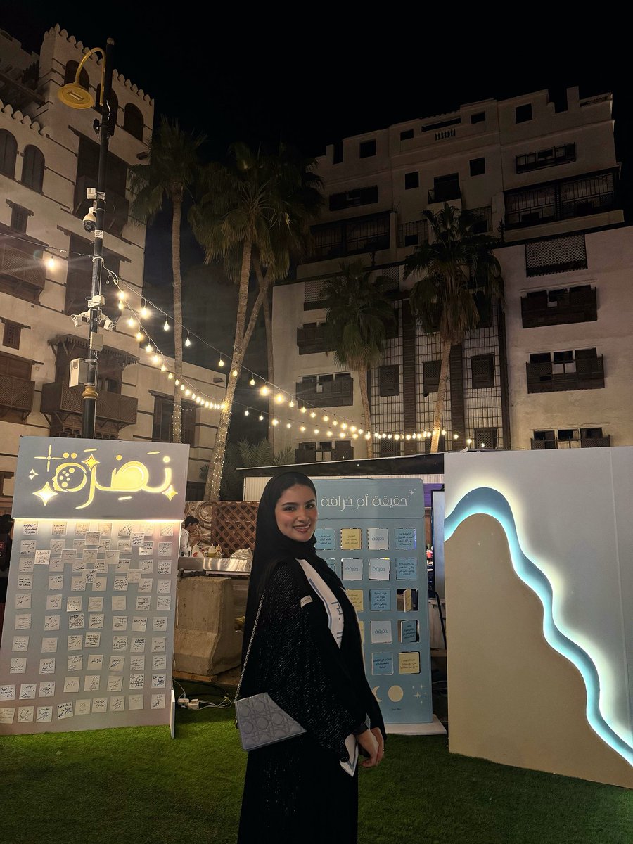 whoIsLnln tweet media