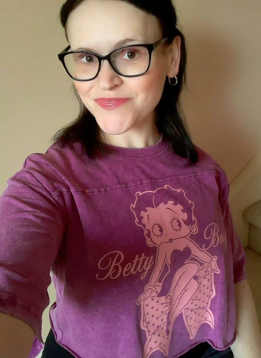 Angela Dawn tweet media