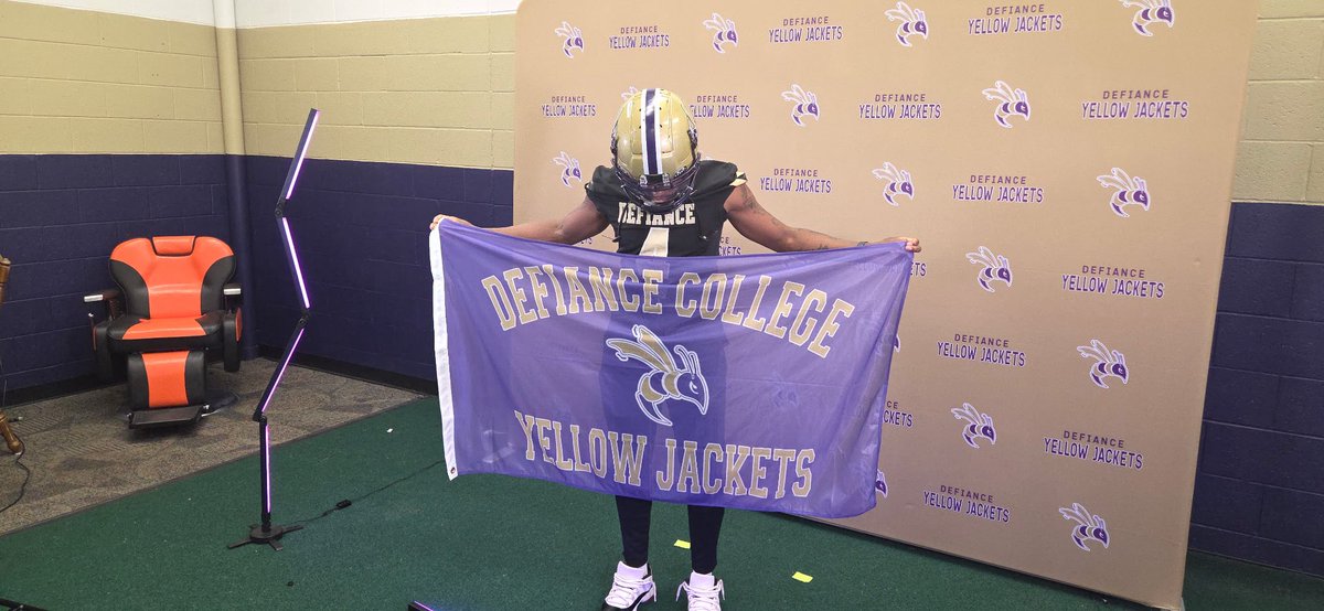 Forever grateful for things to come in my life!! Cant wait for the season🐝 #GoYellowJackets