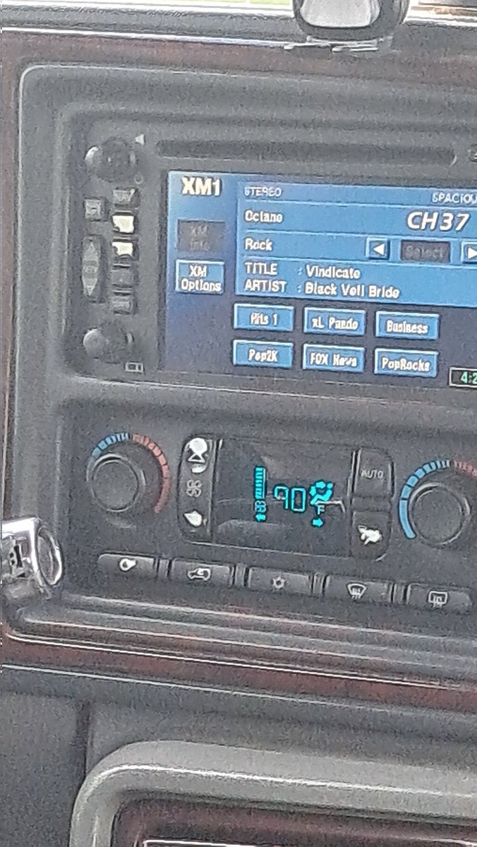 _lxlith's tweet photo. Banger song @blackveilbrides!!! Cant wait to hear it on loop!!! 🤘🏻 @SiriusXMOctane @ShannonGuns @CiBabs @josemangin @jesealeeshow https://t.co/rSLUfKiyXP