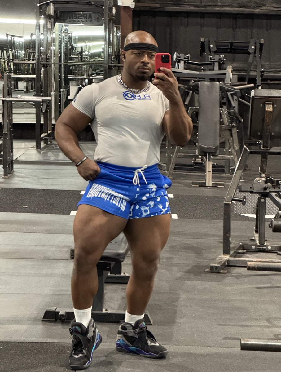 Russel Orhii tweet media