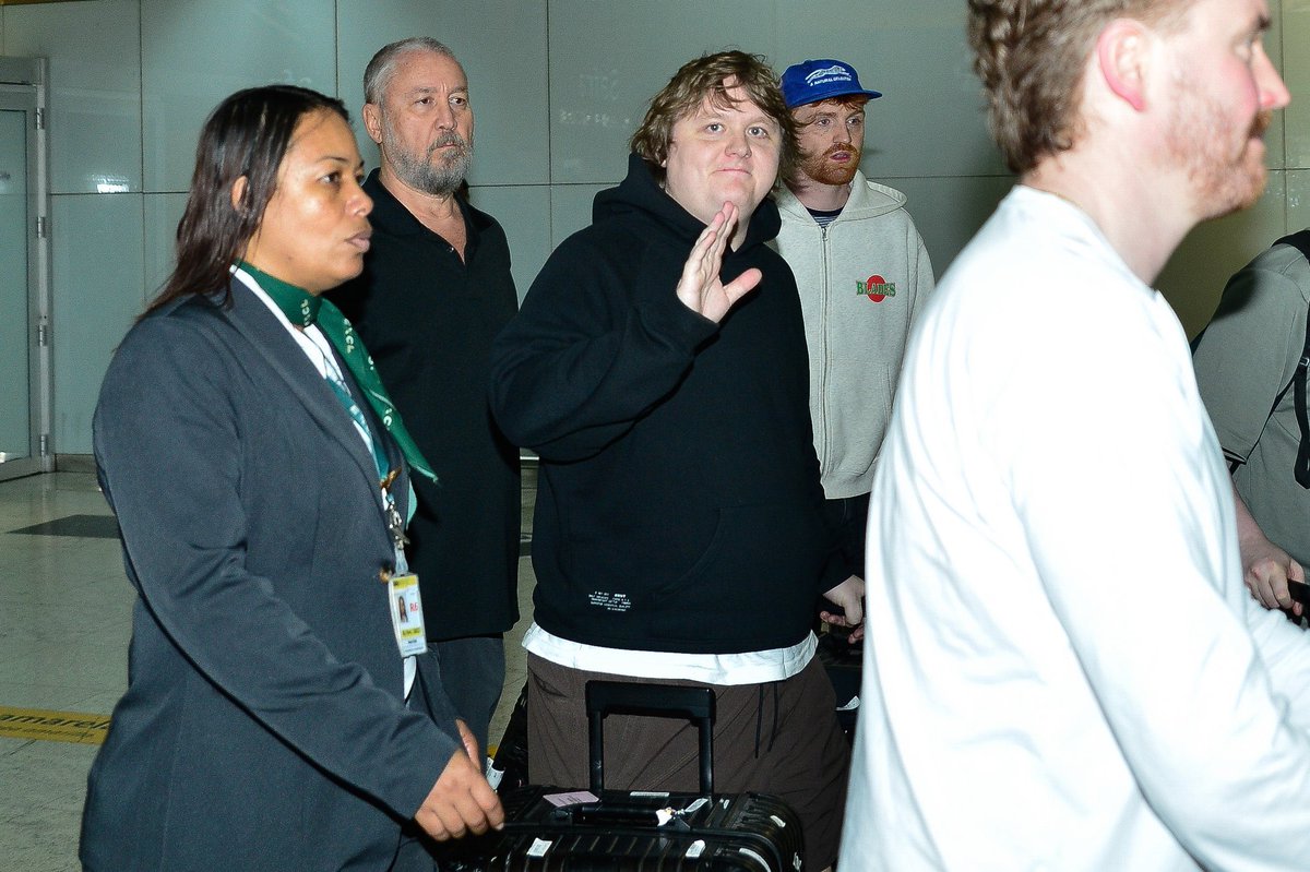 Lewis Capaldi Brasil tweet media
