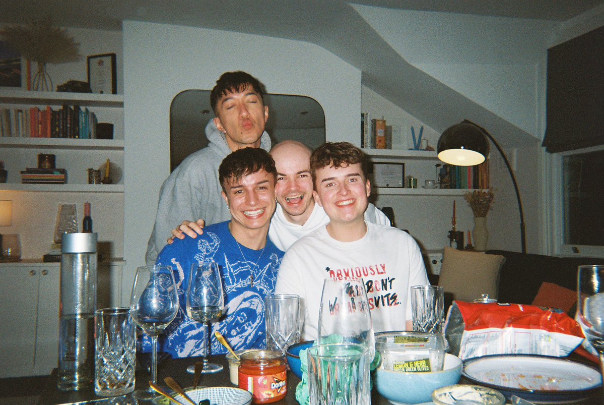 SALLY™ tweet media