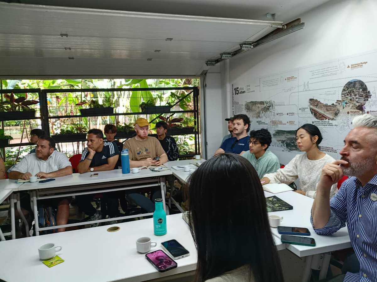 SantiagoLondoñoUribe tweet media