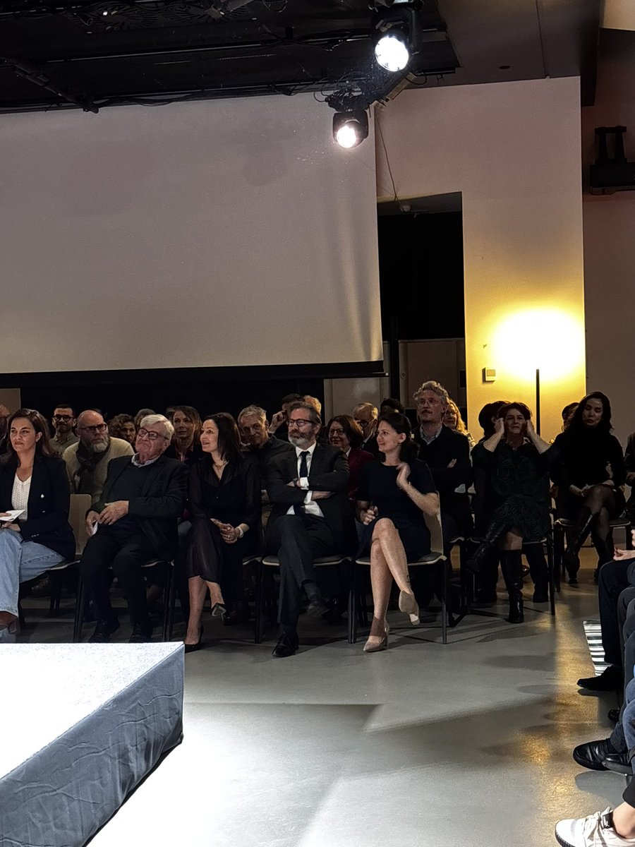 Emmanuel Capus tweet media