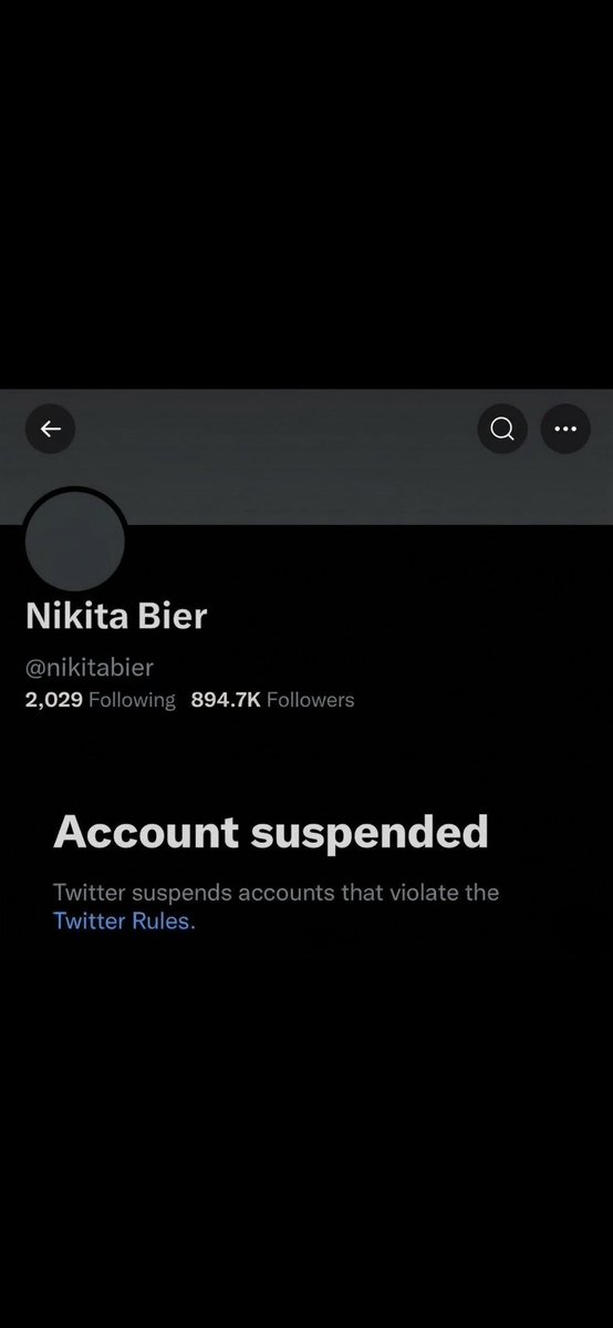 Emily Sommer 🇨🇦 tweet media