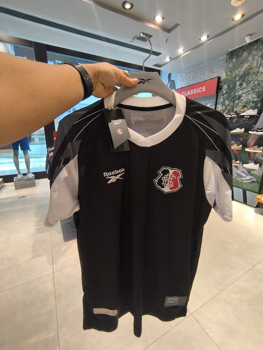 TODO DIA UM GOL DO SANTA 🇾🇪 tweet media