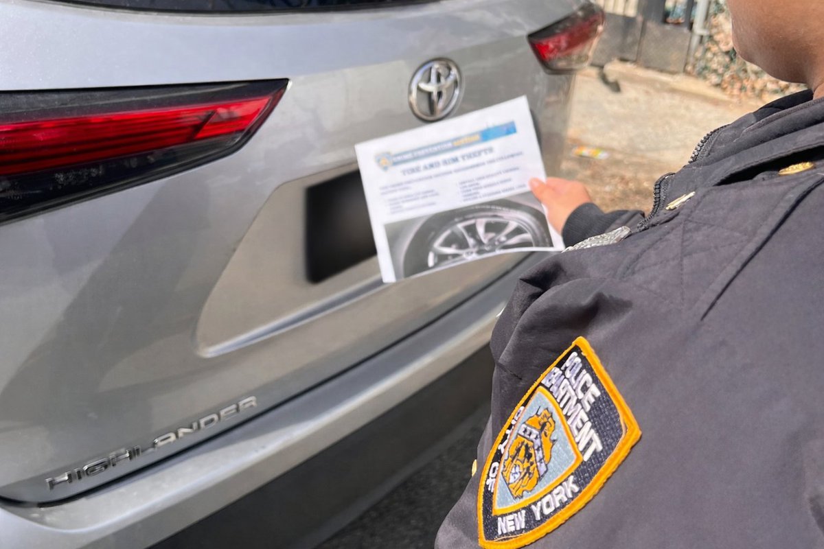 NYPD 47th Precinct tweet media