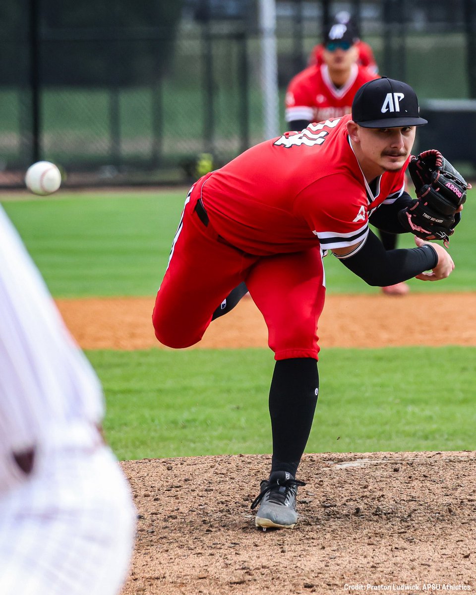 NCAA Baseball tweet media