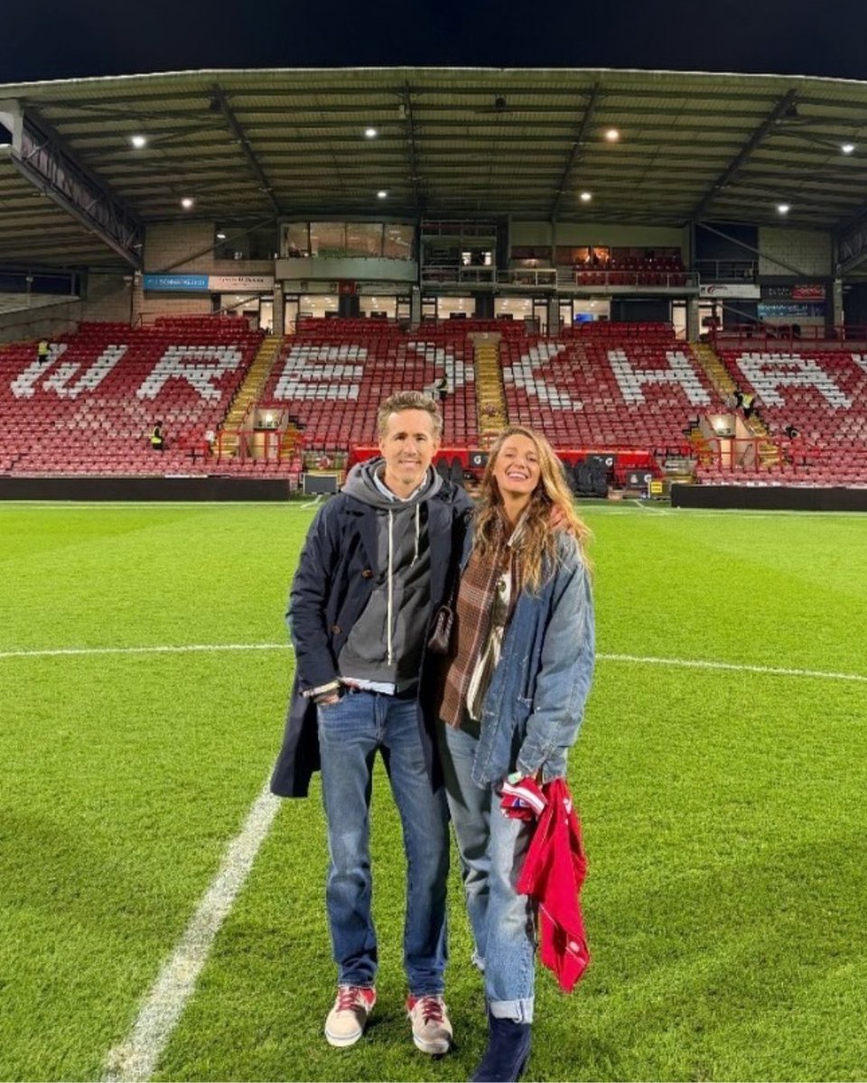 HELLO! Canada tweet media