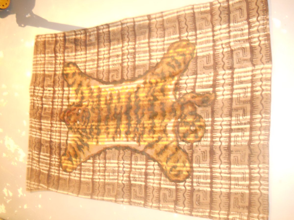 FHSPcedarcity's tweet photo. For today's From the Attic Friday, we have this wool blanket with a tiger! Ever wonder how a wool blanket like this is made? Sheep to Shawl is coming up, where you can learn how wool gets collected, prepared, and used? Check out our Facebook or Instagram for full details. https://t.co/GxuSSD5EMz