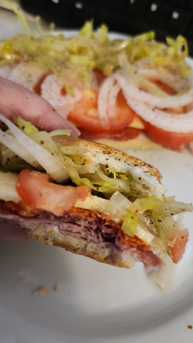 ShotokuTech tweet media