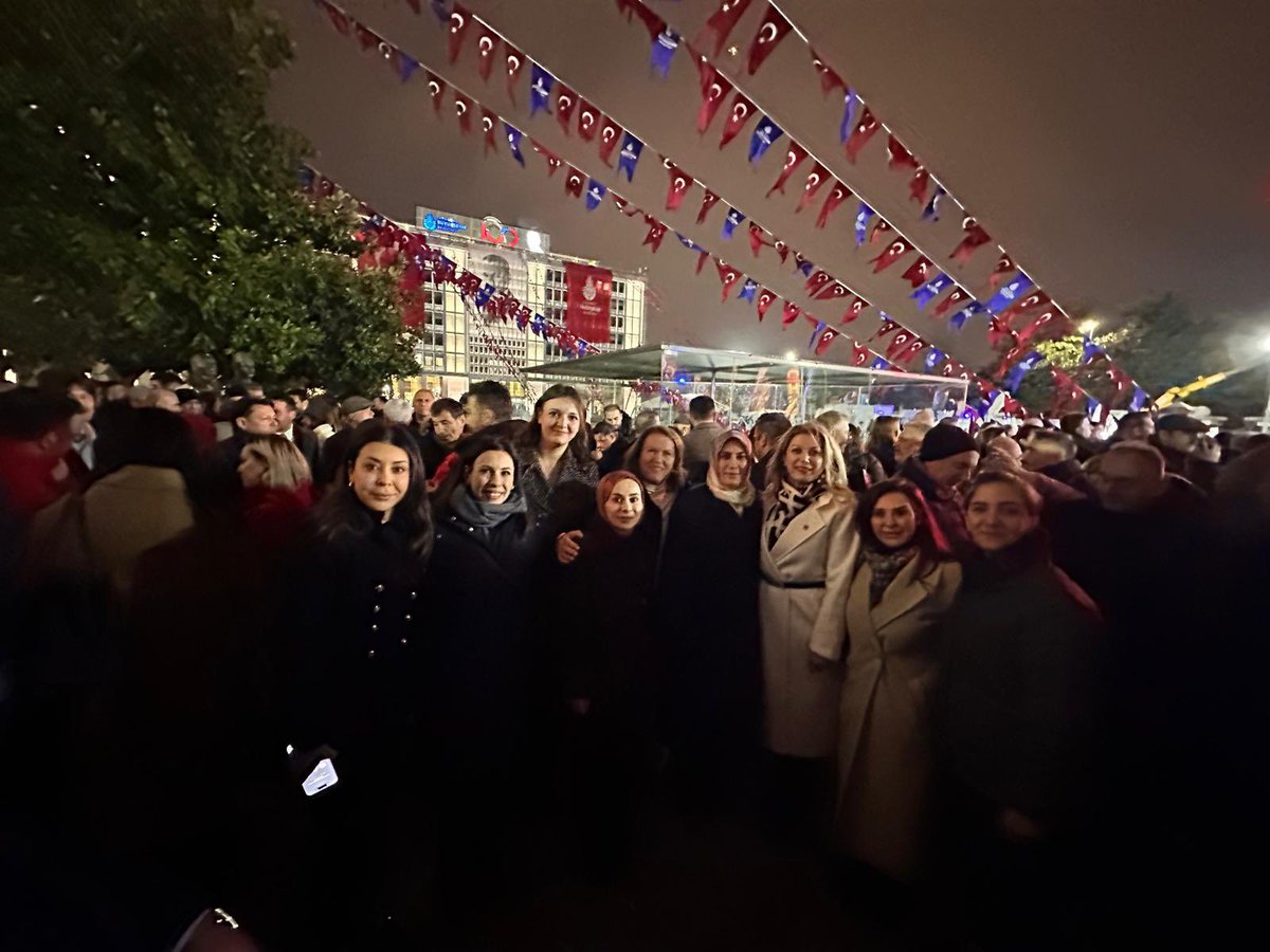 emine uçak tweet media