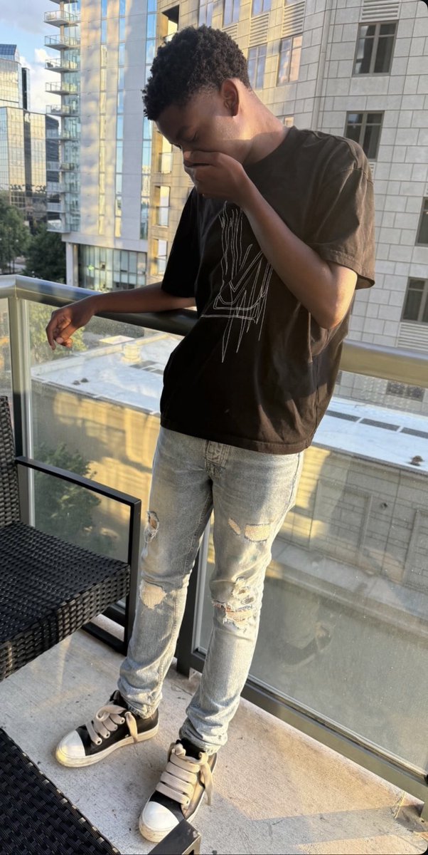 myiaaarenayy's tweet photo. forever baby face worlddd🕊️💕 https://t.co/CkDAEUwctG