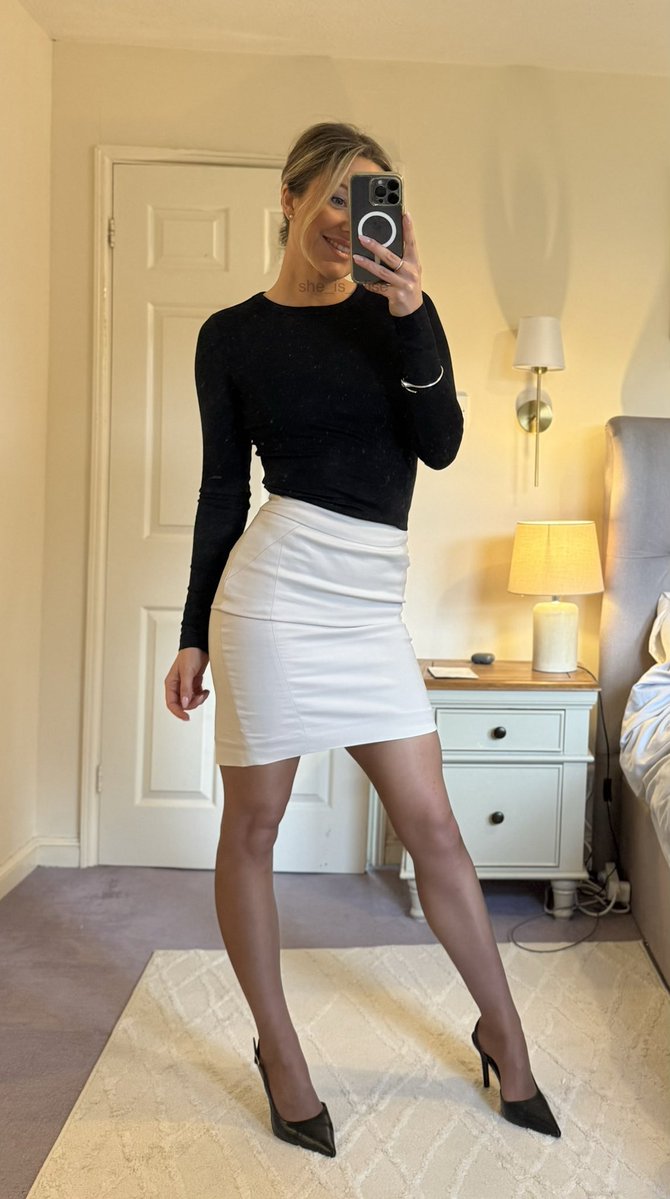 she_is_alise tweet media