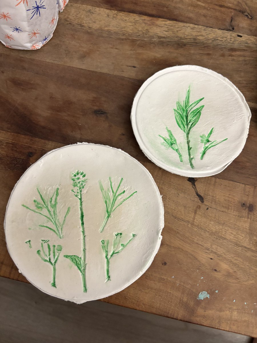 robyn 👼 tweet media