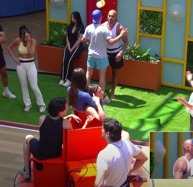 liz🐺👑 tweet media