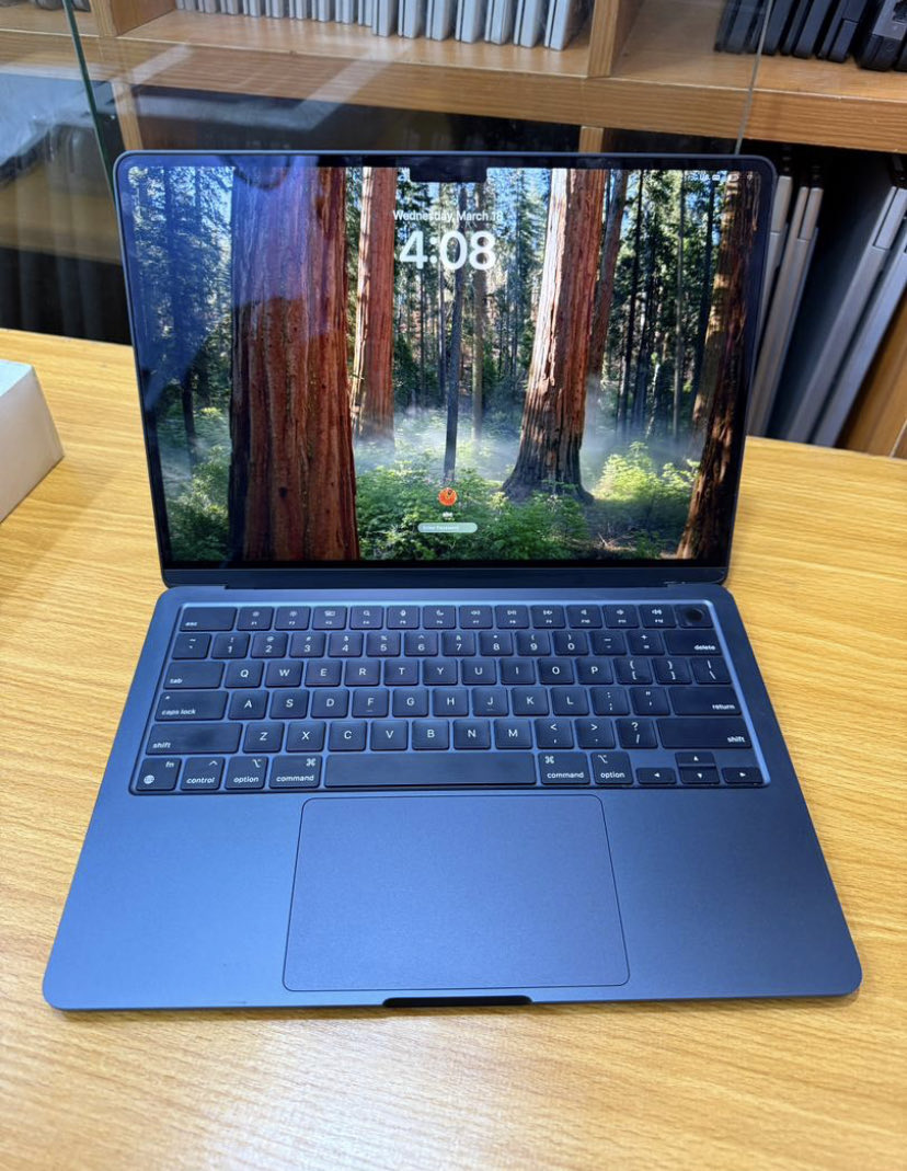 GADGETS PLUG 🔌 || PHONES || LAPTOPS || GADGETS tweet media