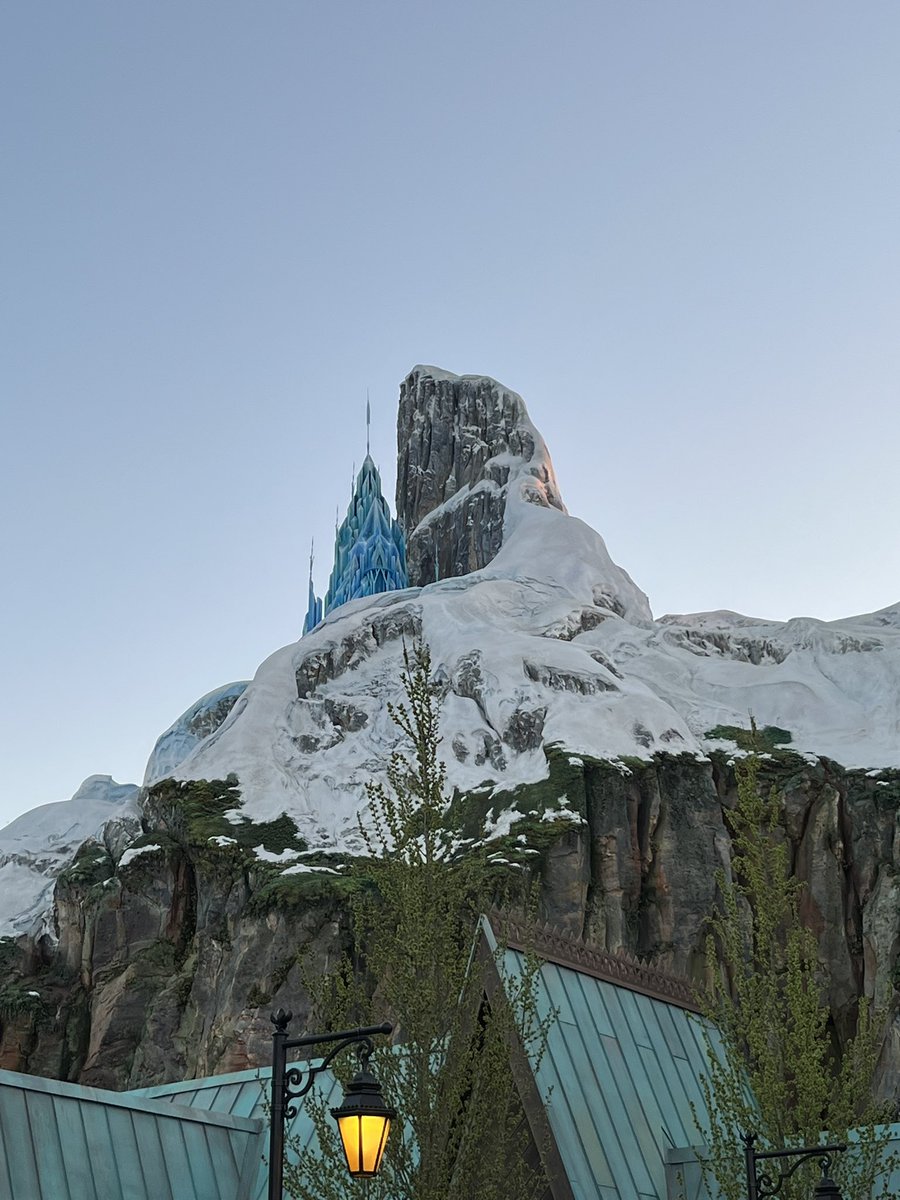 Scissorisback tweet media