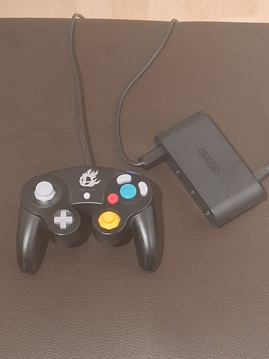 ViA | FettsackLP tweet media