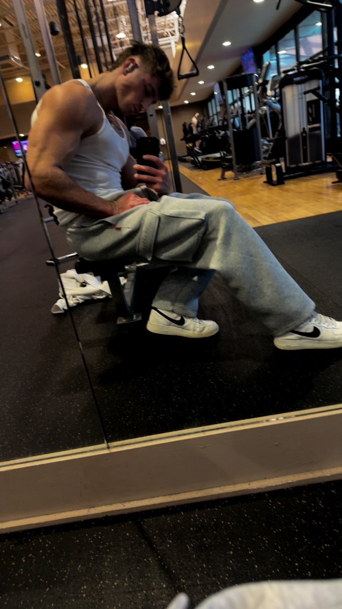 Master_Colt tweet media