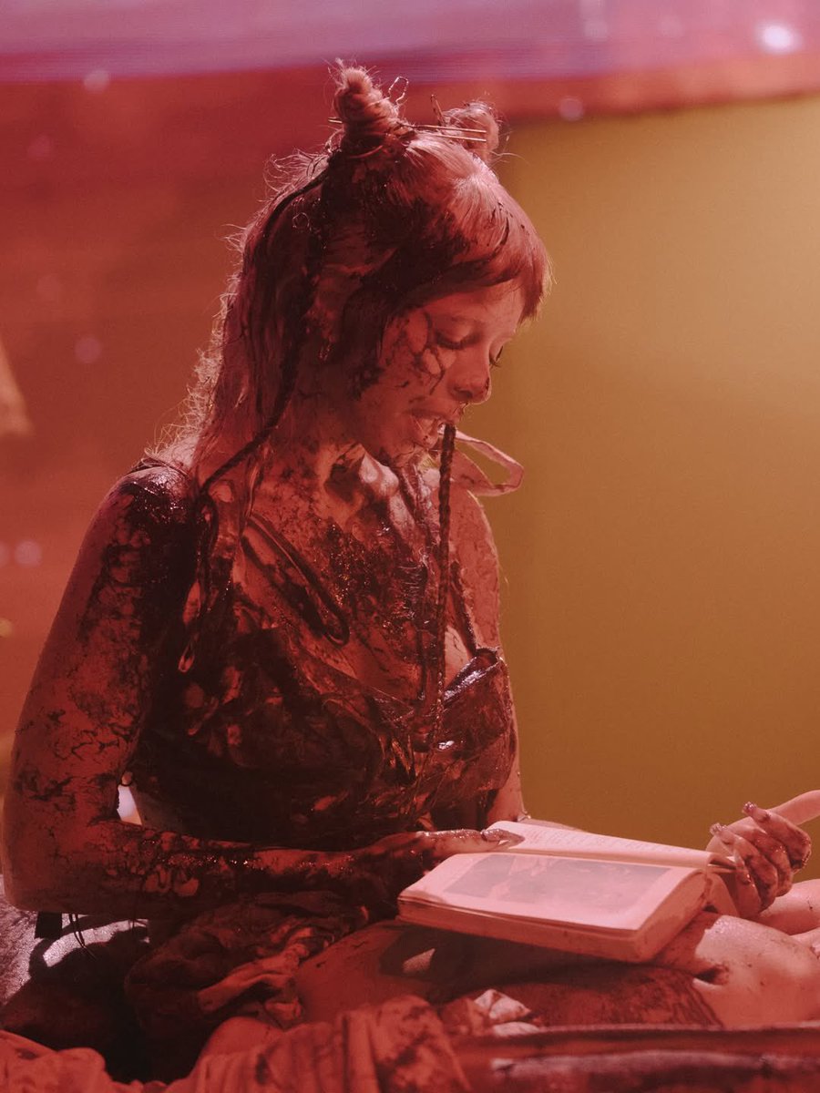 Melanie Martinez Argentina tweet media