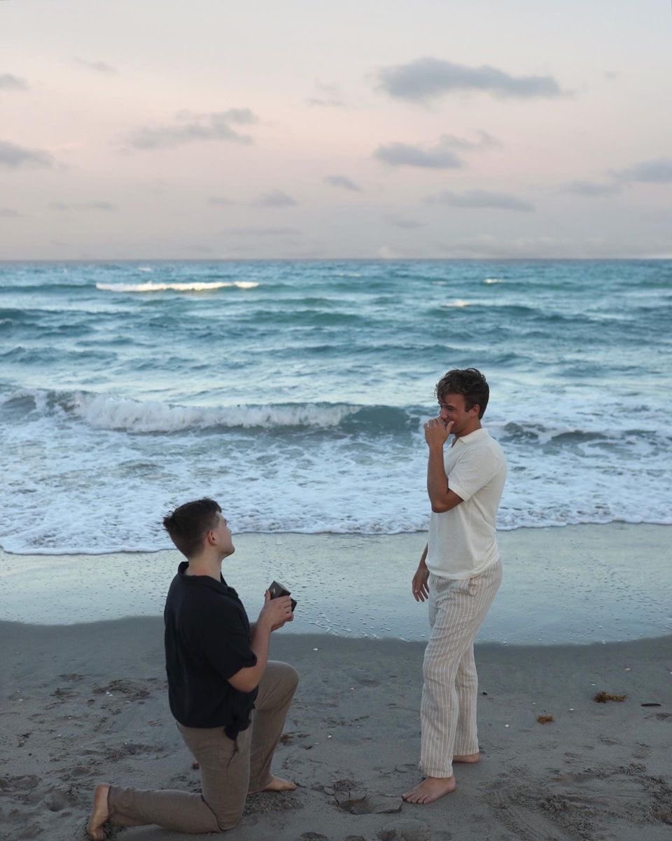 couple of boys tweet media