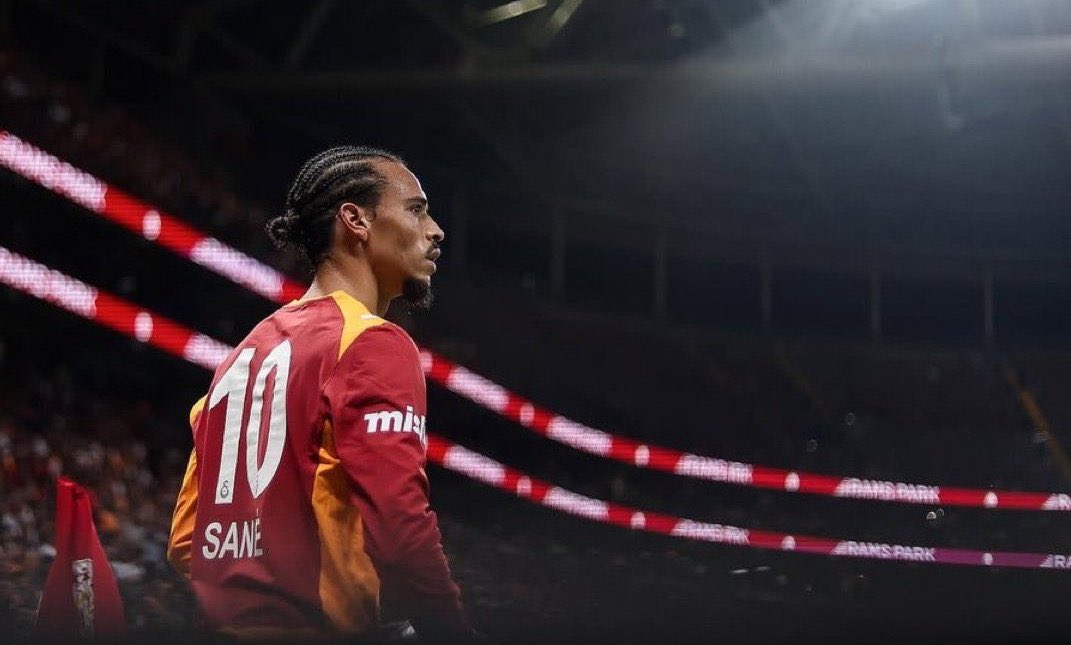 MessiDeBruyne tweet media