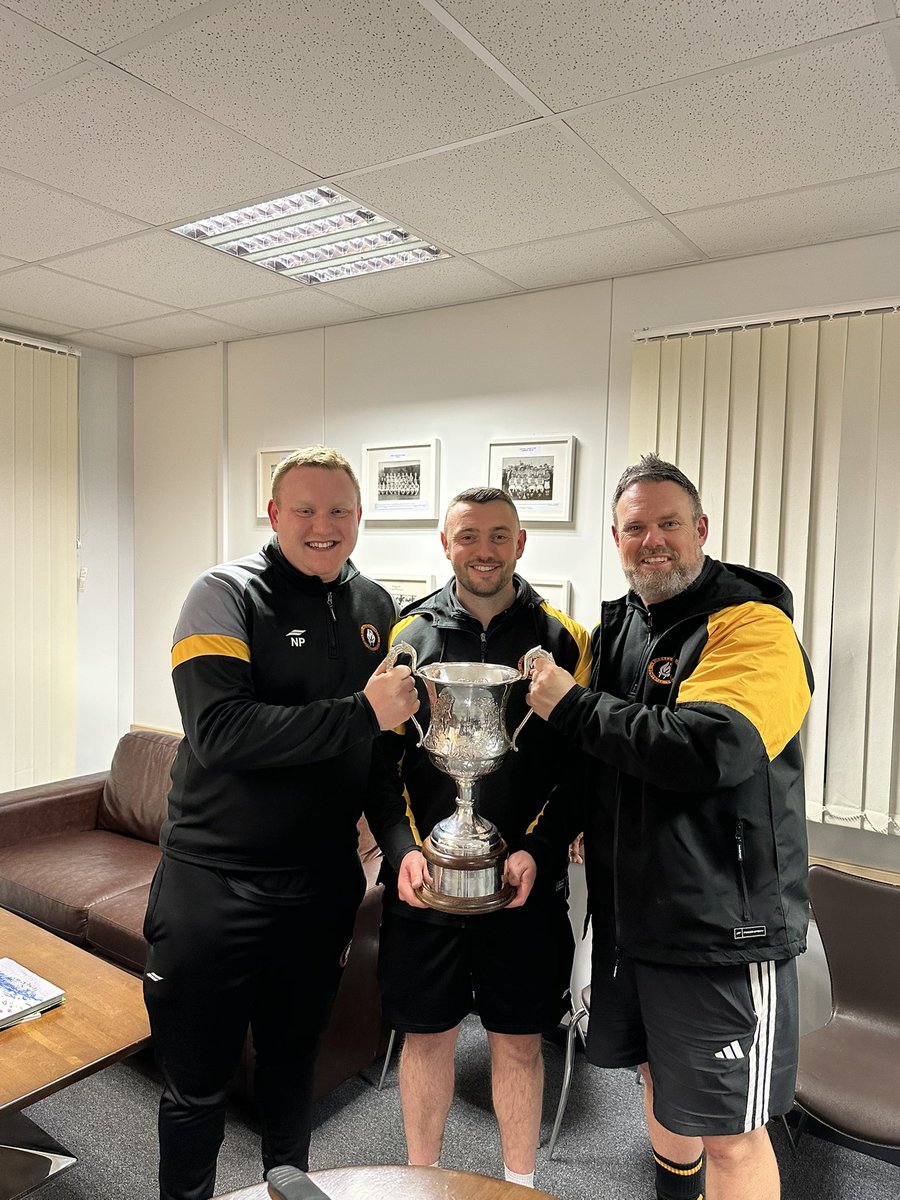 Sam Whitmore tweet media