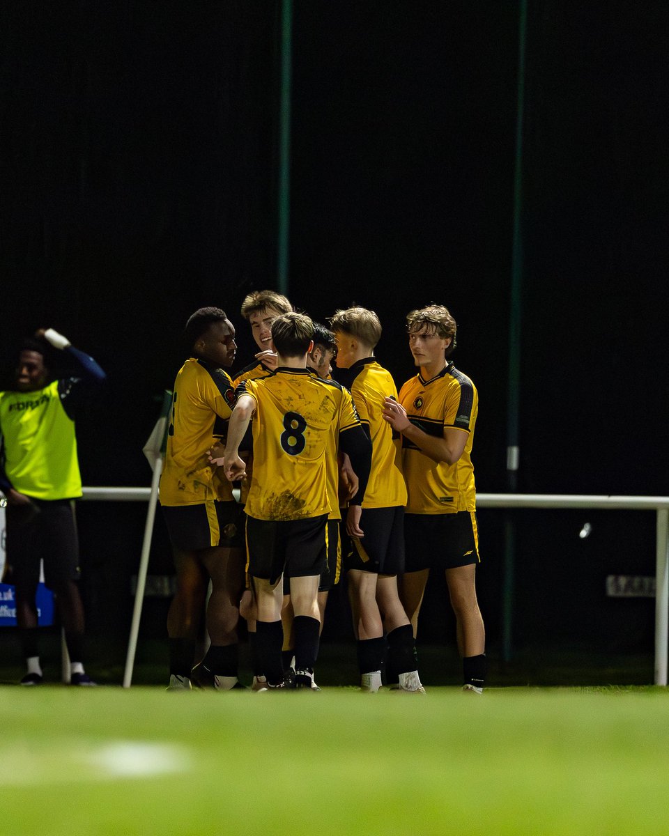 Sam Whitmore tweet media