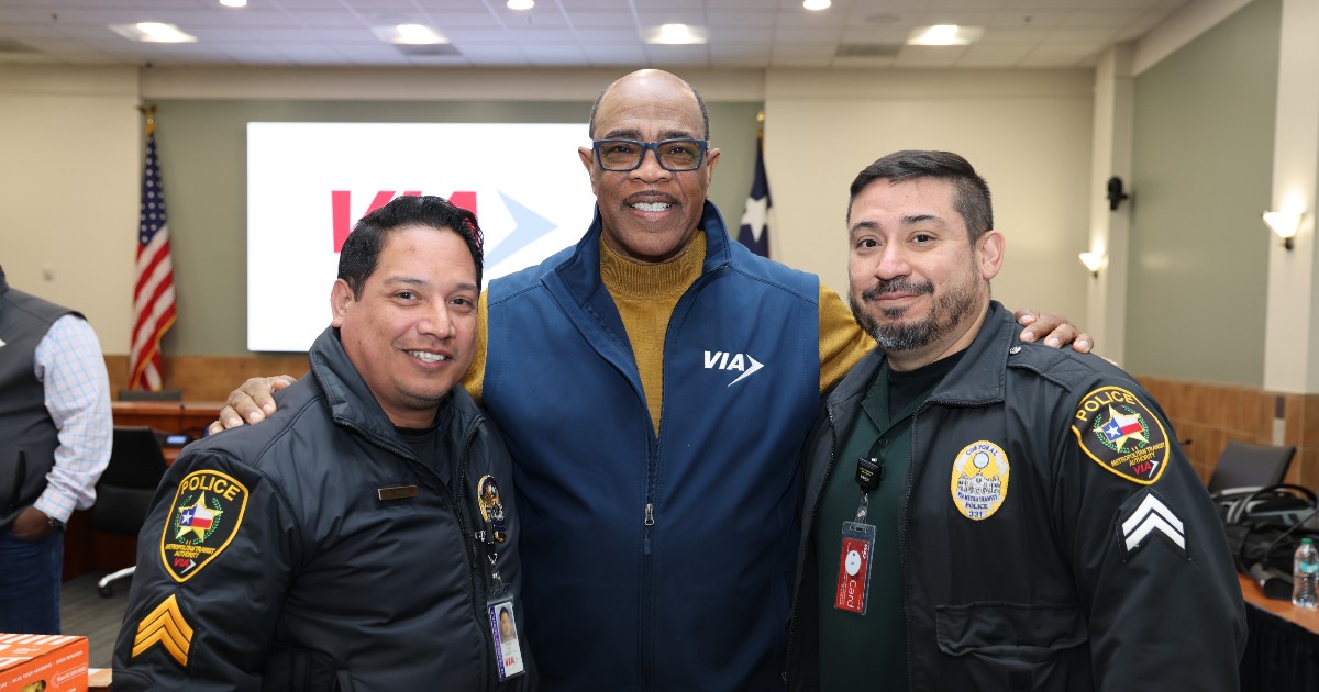 VIA Metro Transit tweet media