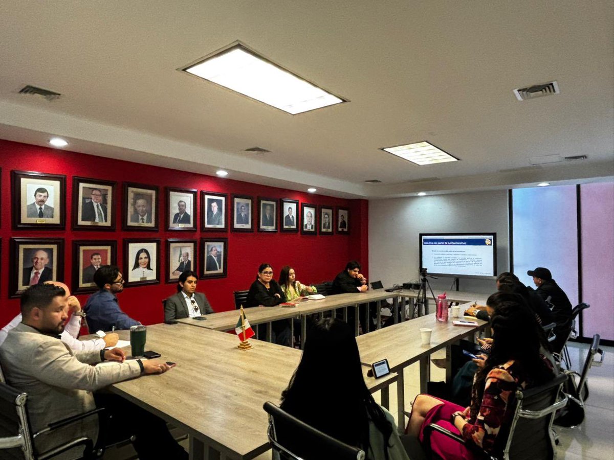 TEEChihuahua tweet media