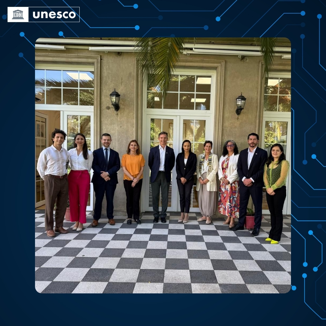 UNESCO Santiago tweet media