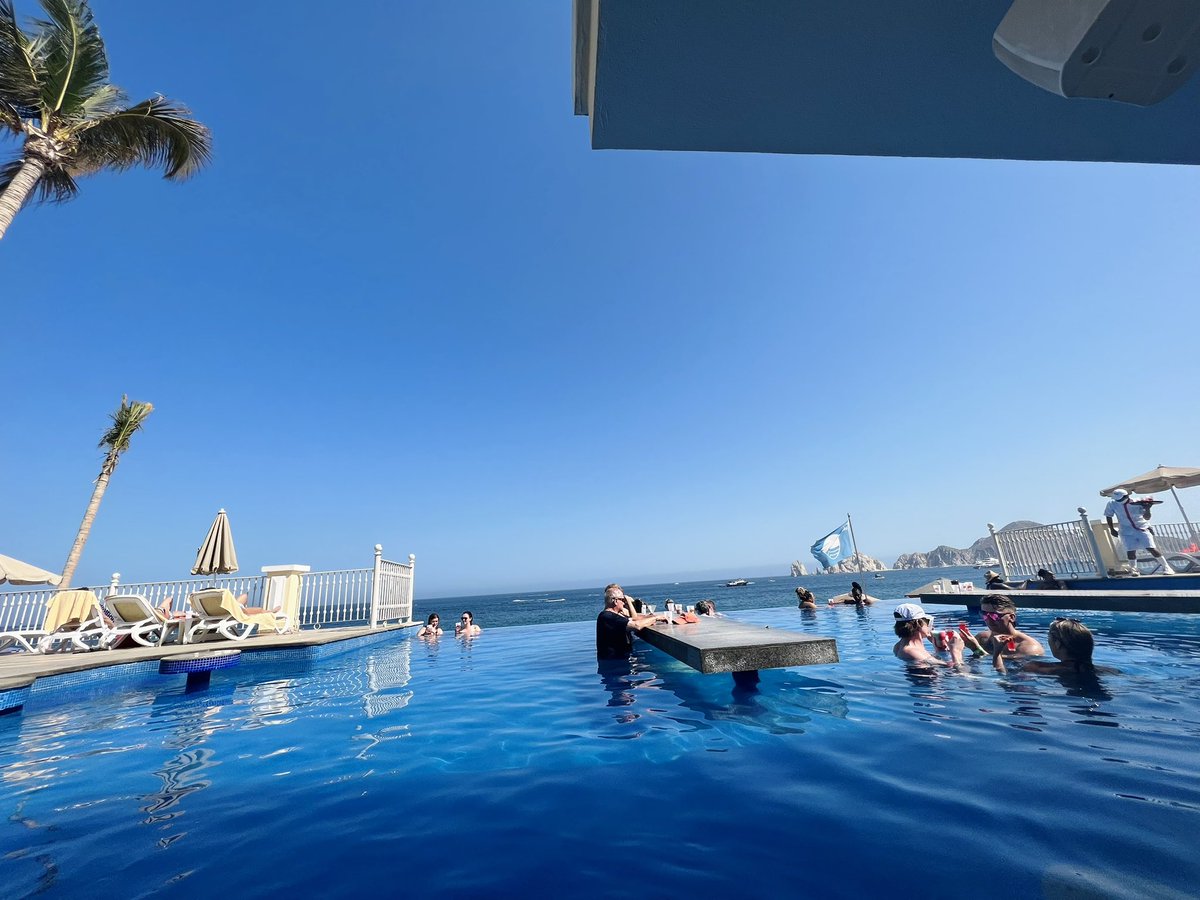 Rob ✌︎ tweet media