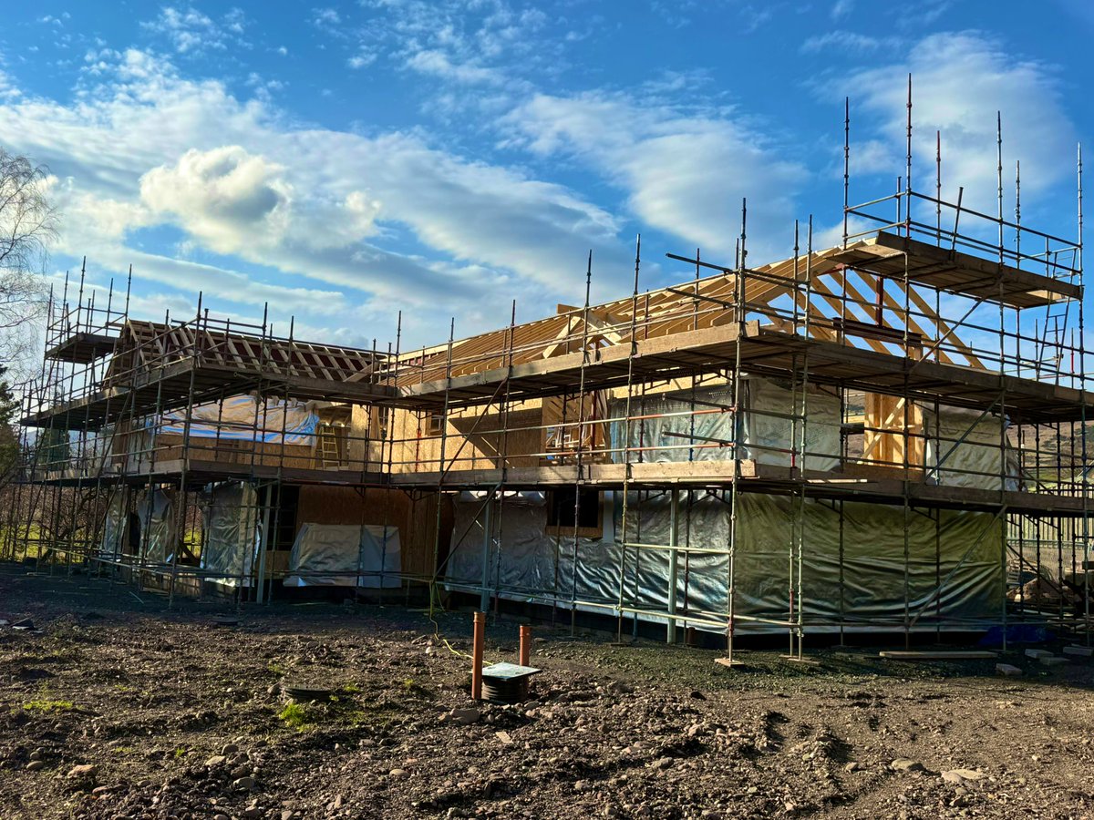 Gary Dale tweet media