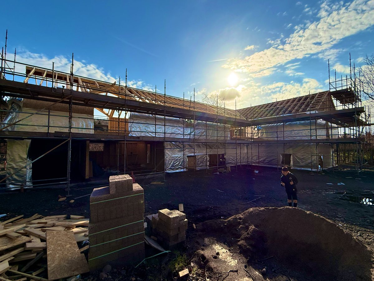 Gary Dale tweet media