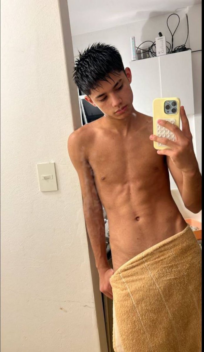 World Twinks tweet media