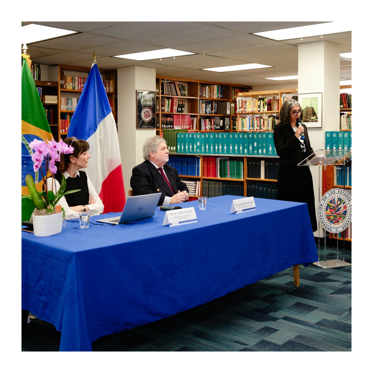 FranceOEA's tweet photo. #francophonie 
 🇫🇷 se félicite du dialogue organisé par le GAJUR sur la revitalisation du régionalisme
Merci @murielubeda et @JMArrighi pour leurs stimulantes interventions 

⚖️ Le GAJUR porté par @Brasil_OEA🇧🇷au sein de @CJIOEA_oficial vise à promouvoir le #droitinternational. https://t.co/LDEl0iHRxD