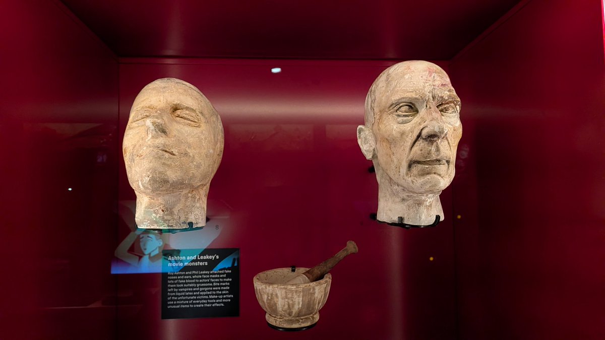 Deak Niro tweet media