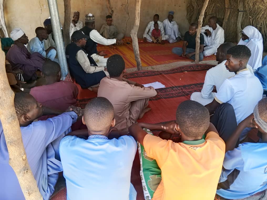 LCPD_NGO's tweet photo. Open dialogue is key to improving health outcomes. A community engagement session was held with community and religious leaders, women and girls, youth, and persons with disabilities to discuss barriers to accessing healthcare services.

The discussion created a safe and inclusive space for participants to share experiences, with a strong focus on improving health-seeking behaviors—particularly around maternal health and delivery choices.

Such engagements continue to strengthen trust, improve awareness, and promote informed decisions on accessing quality healthcare services.

Thank you @OCHANigeria @CBPFs

#YOPCODI #CommunityDialogue #HealthSeekingBehavior #MaternalHealth #Nguru #PublicHealth