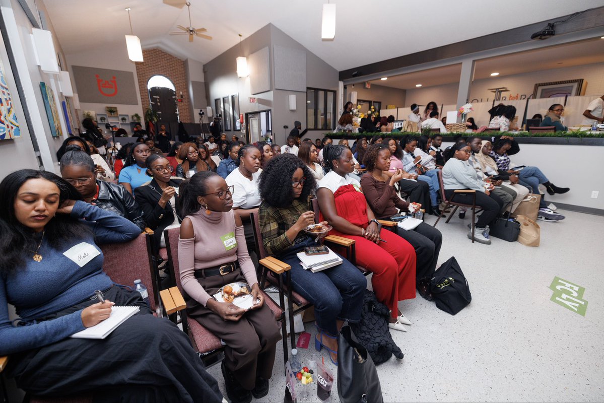 Folasade tweet media